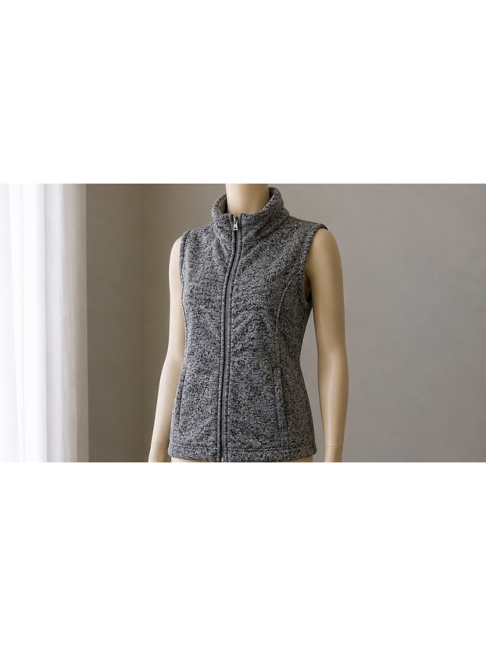 Chebella Women’s Gray Marled Fleece Full Zip Vest Size Large